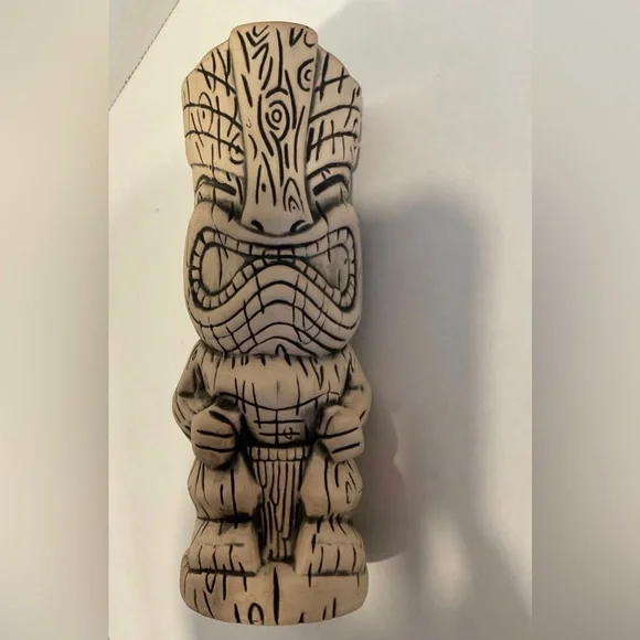 Frankie's Tiki Room Nakalele Knockout Tiki Mug Brad Parker NEW Las Vegas bar
